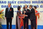 Nữ Phó giáo sư trẻ nhất năm 2012 mới 32 tuổi
