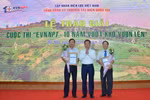Trao giải cuộc thi “EVNNPT - 10 năm vượt khó vươn lên”