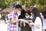 Từ hôm nay (5/5), học sinh Hà Nội đến trường xem danh sách dự tuyển lớp 10