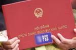 "Người trong cuộc" nêu lý do chưa muốn nâng chuẩn chức danh lên PGS, GS