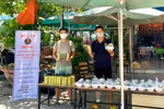 Dành cả thanh xuân cho từ thiện, thầy giáo nỗ lực để 'bếp ăn 0 đồng' luôn đỏ lửa