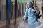 Xuất cấp hóa chất khử khuẩn phòng chống dịch bệnh trong mùa mưa bão