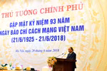 Thủ tướng: Ngòi bút nhà báo phải là vũ khí sắc bén “phò chính trừ tà"
