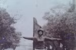 'Cơn nghiền' mô tô của thiếu nữ Hà Nội xưa