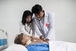 Cần đạt 70% GV cơ hữu ở độ tuổi lao động khiến trường tư gặp khó đào tạo ngành y