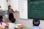Tại sao vẫn có những hiệu trưởng bất chấp, không dạy vẫn lĩnh phụ cấp? 