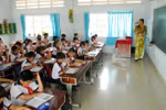 Xin cô, đừng cho con lên lớp ạ!