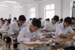 Cảnh báo sự trở lại của các lò luyện thi