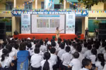 Mèo máy Doraemon mang kiến thức an toàn giao thông đến cho học sinh tiểu học
