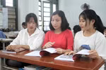Độc đáo cuốn sách giúp học sinh ôn thi môn Lịch sử qua thơ của cô giáo Ngọc Hà
