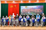 Công đoàn ĐH Giáo dục đồng hành cùng học sinh vượt khó ở 4 điểm trường vùng cao