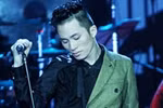 Mặc Vest "khùng" như Tùng Dương 