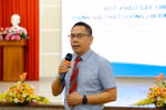 Thu hút giảng viên là GS, PGS đã khó nhưng việc giữ chân họ còn khó hơn