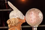 Lady Gaga gây sốc tại Quảng trường Thời đại