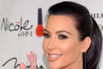 Kim Kardashian kiếm bộn tiền mùa Noel 