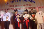 Đinh tộc dạy hậu duệ rằng "thành công không có dấu chân của kẻ lười biếng"