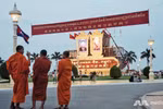 The Phnom Penh Post: Thời gian và tiền bạc chữa lành mọi vết thương