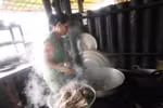 Ăn cháo lòng, không đâu rẻ và thú vị như về miền Tây