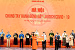Nhiều trường đại học tích cực ủng hộ quỹ vắc xin phòng chống COVID-19