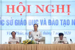 Lạm dụng giấy khen học trò sẽ dẫn đến “tác dụng ngược” 