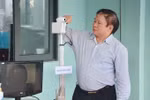 Bộ trưởng Bộ Giáo dục biểu dương những điểm sáng trong mùa dịch Covid-19