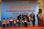 “Điều ước cho em” đến với học sinh, giáo viên tỉnh Tuyên Quang