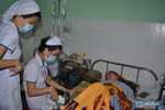 Vào trường đánh giáo viên có nên khép vào tội “chống người thi hành công vụ? 