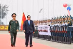 Thủ tướng bấm nút khai mạc Triển lãm Quốc phòng quốc tế Việt Nam 2022