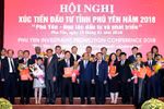 Có nhiều “sếu lớn, đại bàng lớn” đã đến với xứ “hoa vàng, cỏ xanh”
