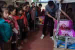 Làm thầy giáo dạy học trò bán trú chả khác gì làm cha, mẹ!
