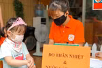 Học sinh mầm non, tiểu học Hà Nội hân hoan trở lại trường sau kỳ nghỉ dài