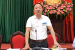 Giao công an điều tra việc bao cao su xuất hiện nhiều trên Hồ Tây