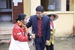 Mong bà con dù có khó khăn bao nhiêu cũng động viên các cháu học tập thật tốt