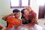 Chúng tôi đâu chỉ là thầy, còn là cha, là mẹ, là chuyên gia tâm lý...