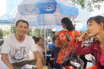 “Năm nay đưa con đi thi đại học mà nhàn tênh”