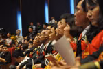 Giáo sư không phải là cái mác gắn suốt đời!