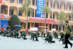 Nhà trường cuống quýt, loay hoay kêu khó vì công văn của Bộ, của Sở