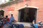 Thang máy trục trặc, một bảo vệ rơi từ tầng 7 xuống chết thảm