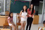 Ba công chúa nhỏ nhà GS Ngô Bảo Châu khuấy động Lớp học Hy vọng
