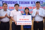 Trường ĐH Điện lực chấp cánh ước mơ cho nữ sinh Lào Cai bị mồ côi sau bão số 3