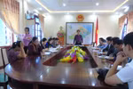 Yêu cầu tạm đình chỉ công tác giáo viên tát học sinh lớp 1 vì làm cả 2 đề