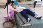 Sào nhảy cao bằng sắt cắm vào đầu một học sinh ở Hải Dương