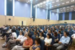 Trường Đại học nên họp phụ huynh?