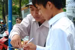 Nhiều sĩ tử bị lừa tiền ngay tại cổng ĐH Luật Hà Nội