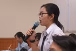 Quen miệng rồi, chúng em cứ ngồi với nhau là nói tục