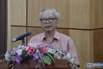 Người giáo viên hiện đại phải là một nhà giáo dục chứ không phải là một thợ dạy