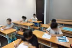 Sợ uy quyền của giáo viên, phụ huynh thỏa hiệp với chuyện dạy thêm trái phép