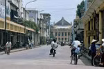 34 bức ảnh hiếm hoi về Hà Nội những năm cuối thời kỳ bao cấp