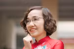 Dạy tiếng Anh nên chọn "thầy Ta" hay "thầy Tây ba lô"?