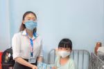 Cô Gái Hà Lan mang 450 nghìn ly sữa yêu thương, tiếp sức cho tâm dịch vững vàng
